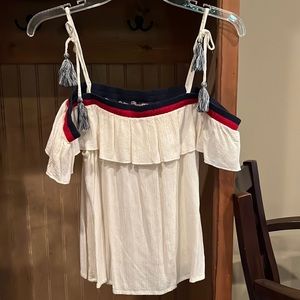 Like new off the shoulder top in medium from American Eagle
